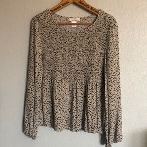 URBAN ROMANTICS BABYDOLL STYLE BLOUSE gathered bodice long sleeve L